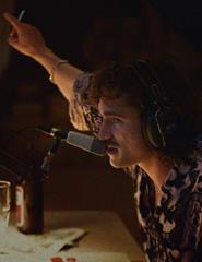 Filme Francês do Mês: "Les Magnétiques" (2021) - Vicent Maël Cardona
